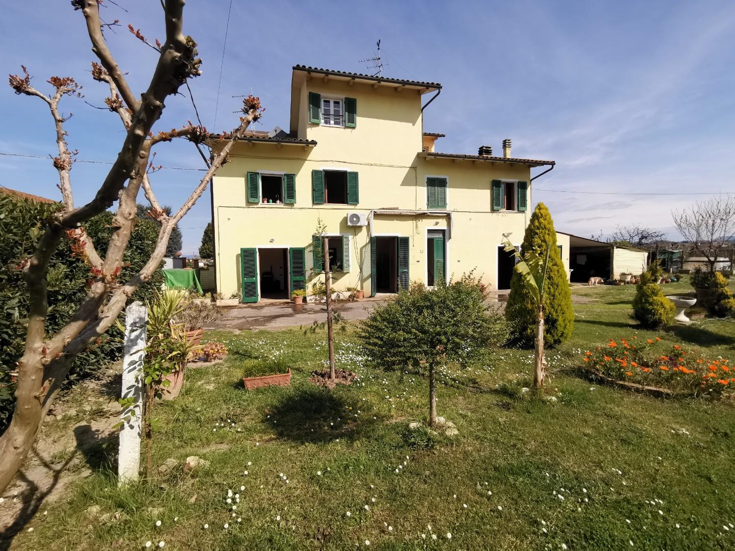 Casa indipendente con giardino, Fucecchio san pierino