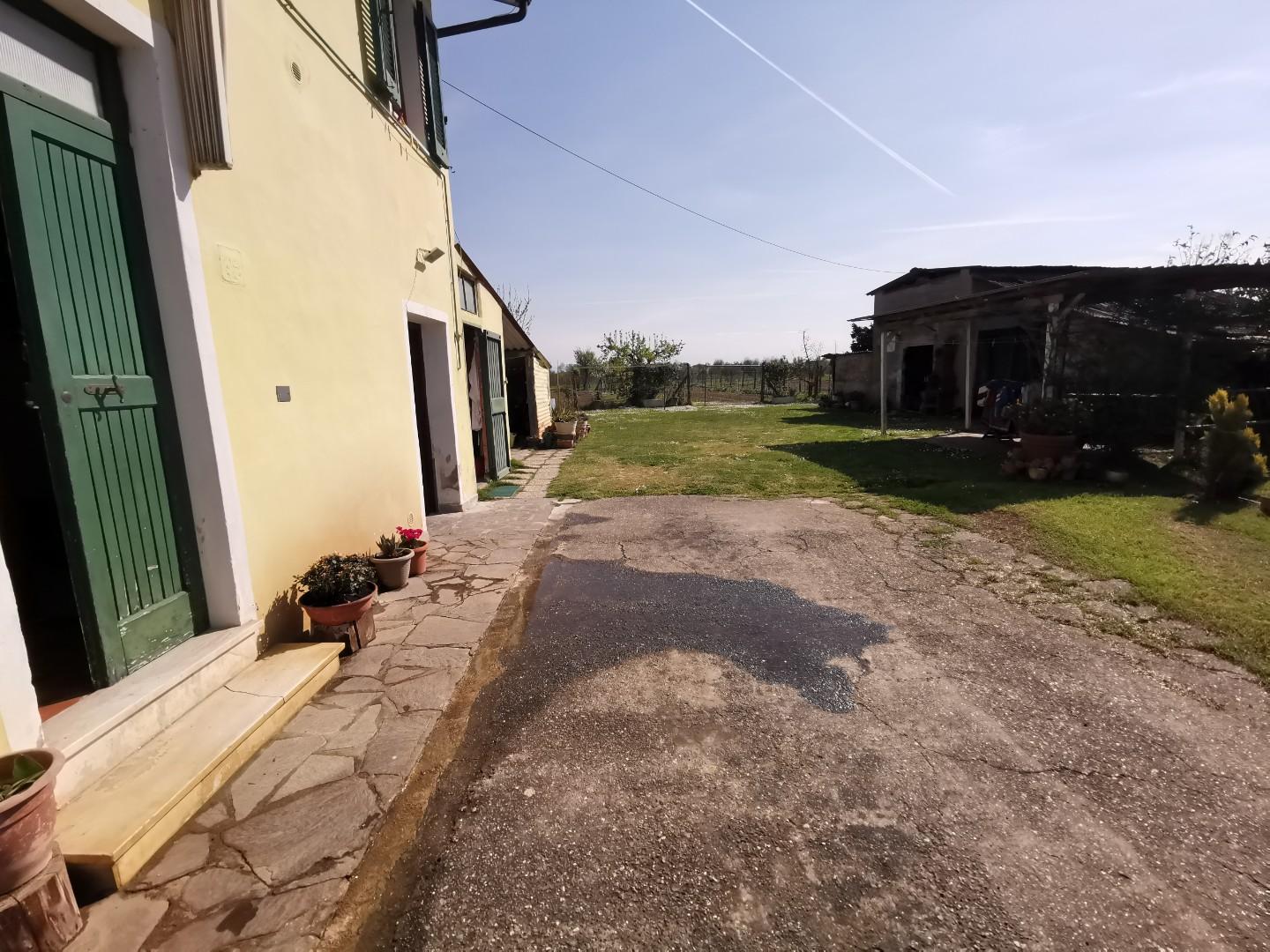 Casa indipendente con giardino, Fucecchio san pierino
