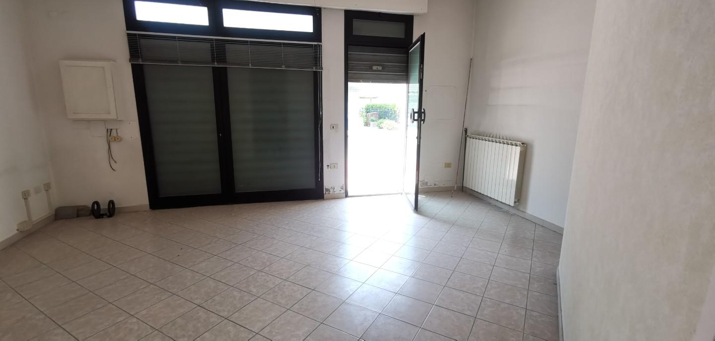 Negozio in affitto a Fucecchio