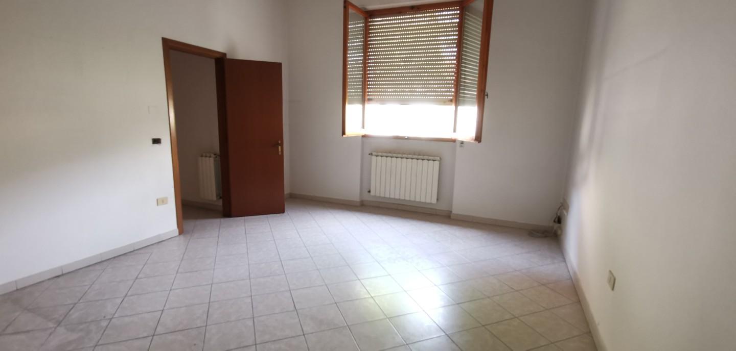 Negozio in affitto a Fucecchio
