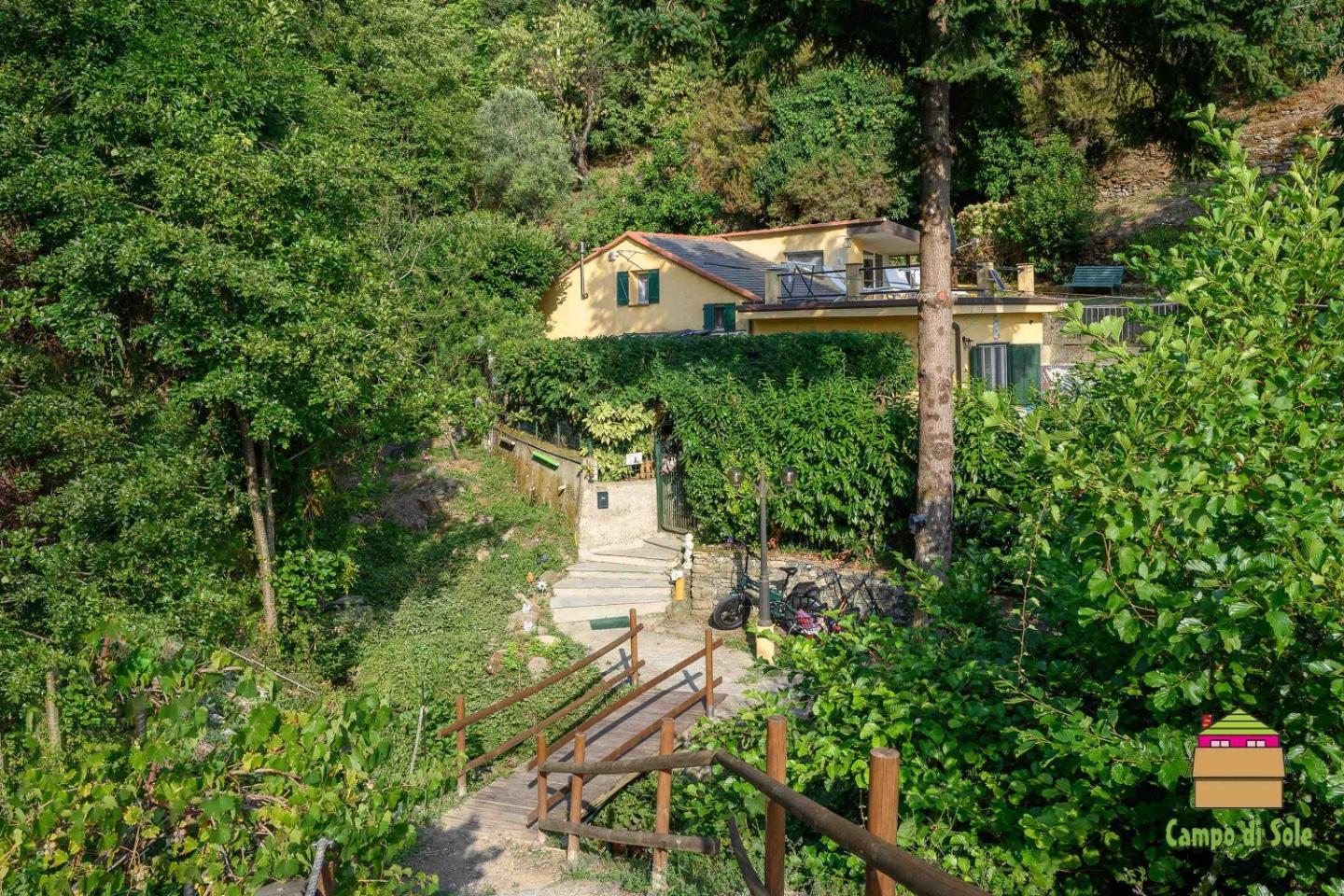 Villa con giardino a Levanto