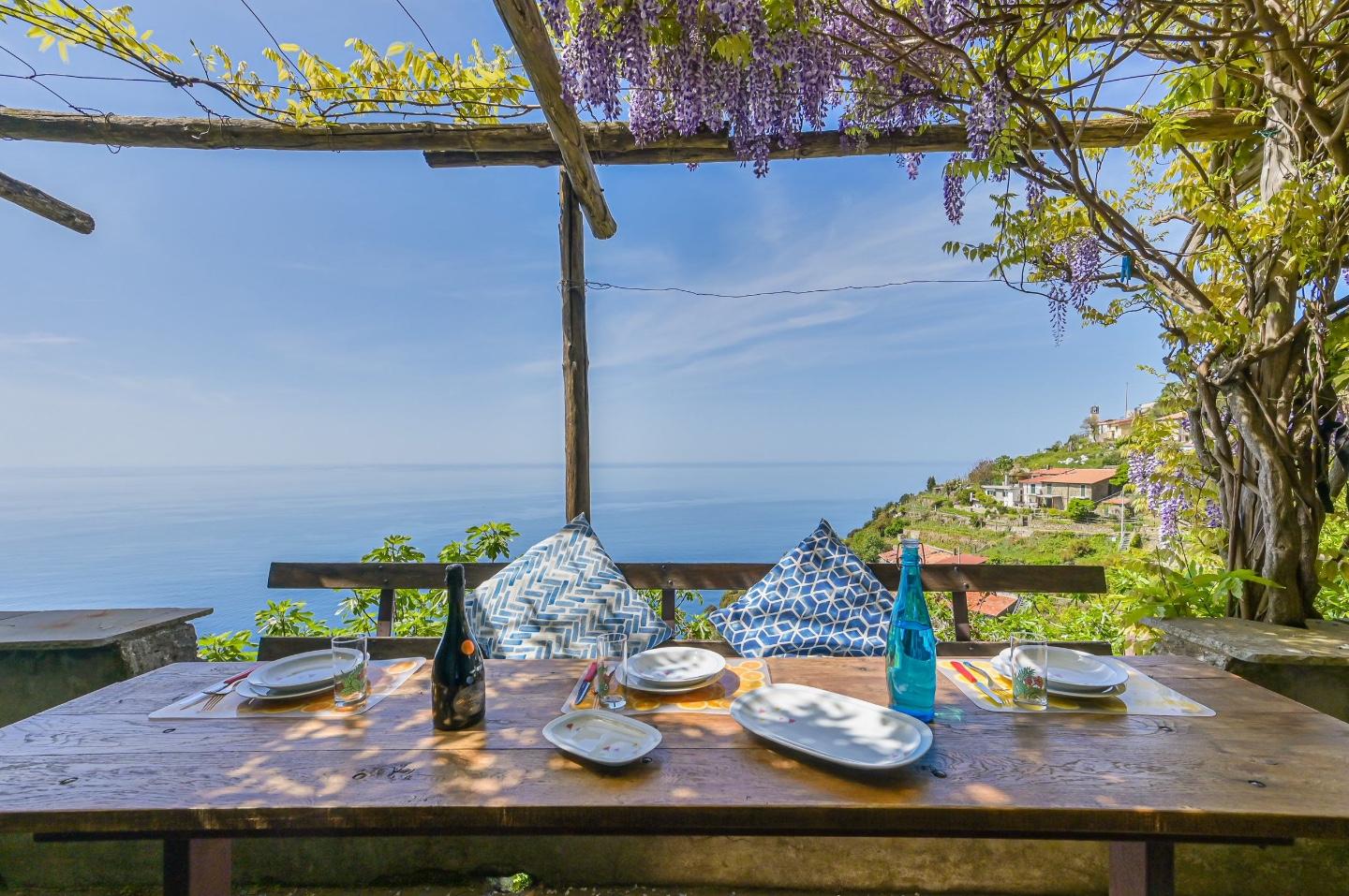 Rustico con giardino, La Spezia campiglia