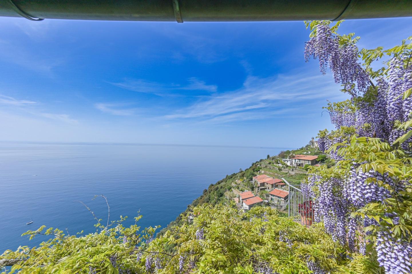 Rustico con giardino, La Spezia campiglia