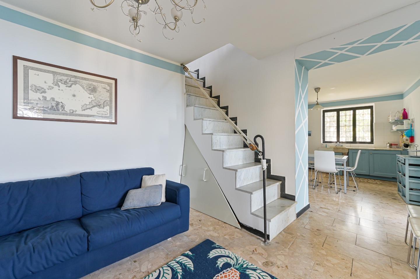 Rustico con giardino, La Spezia campiglia