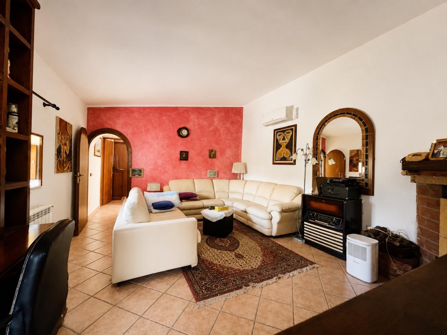 Casa indipendente in vendita a Vezzano Ligure