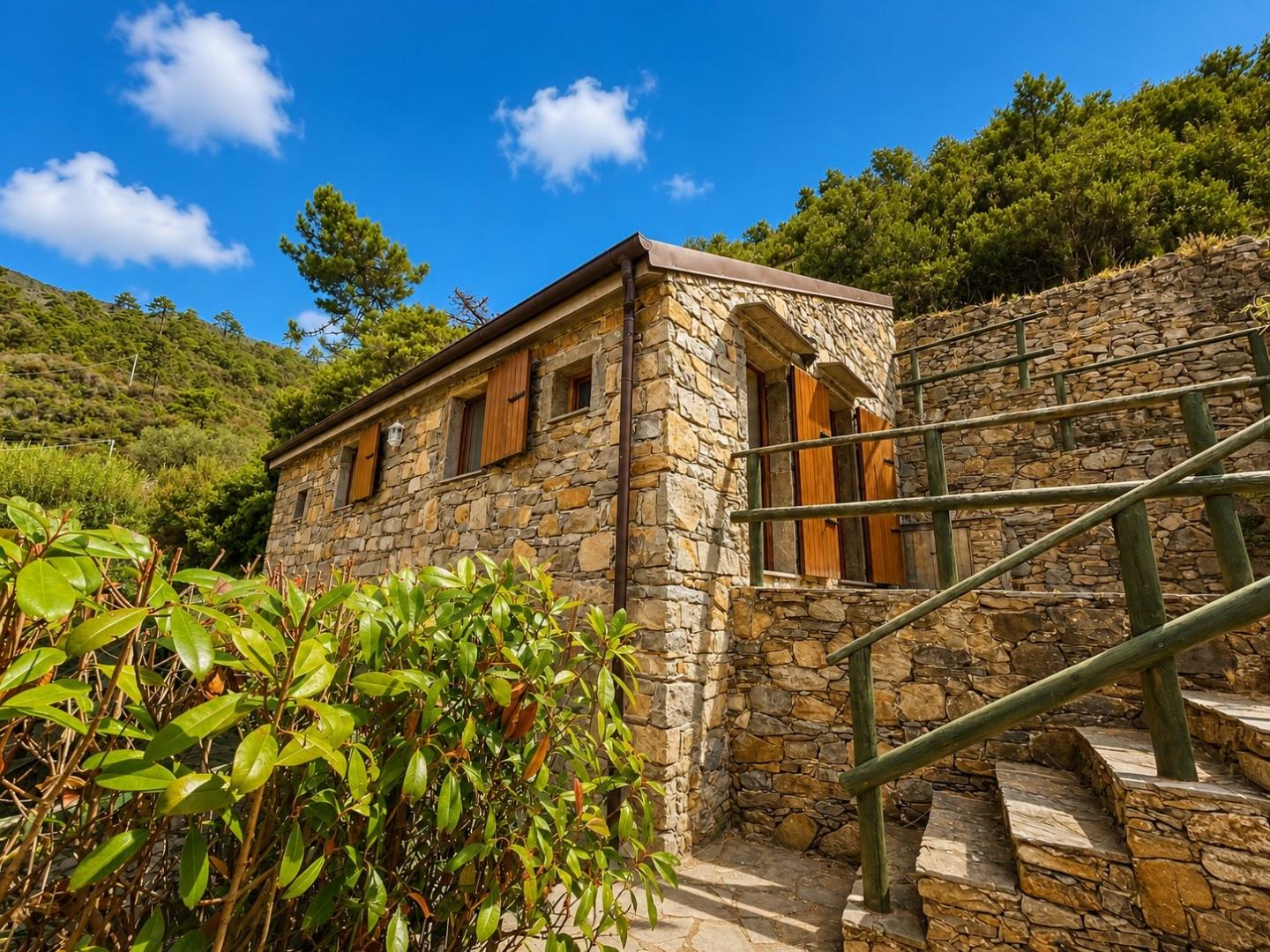 Rustico con giardino, Riomaggiore manarola