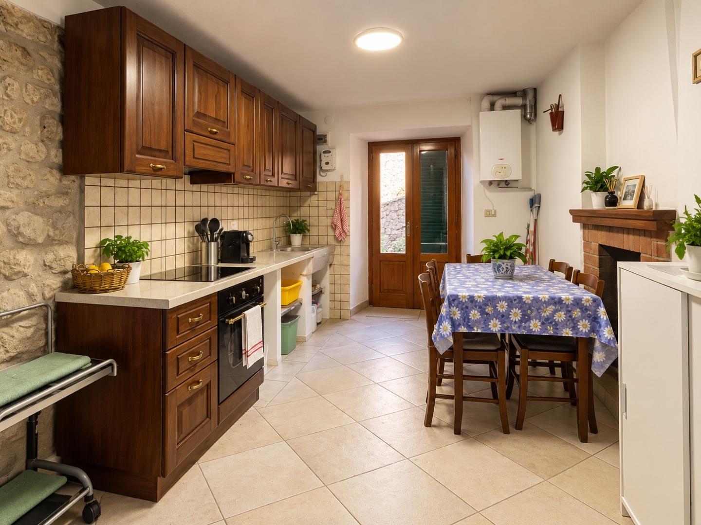 Casa indipendente in vendita, Fivizzano san terenzo