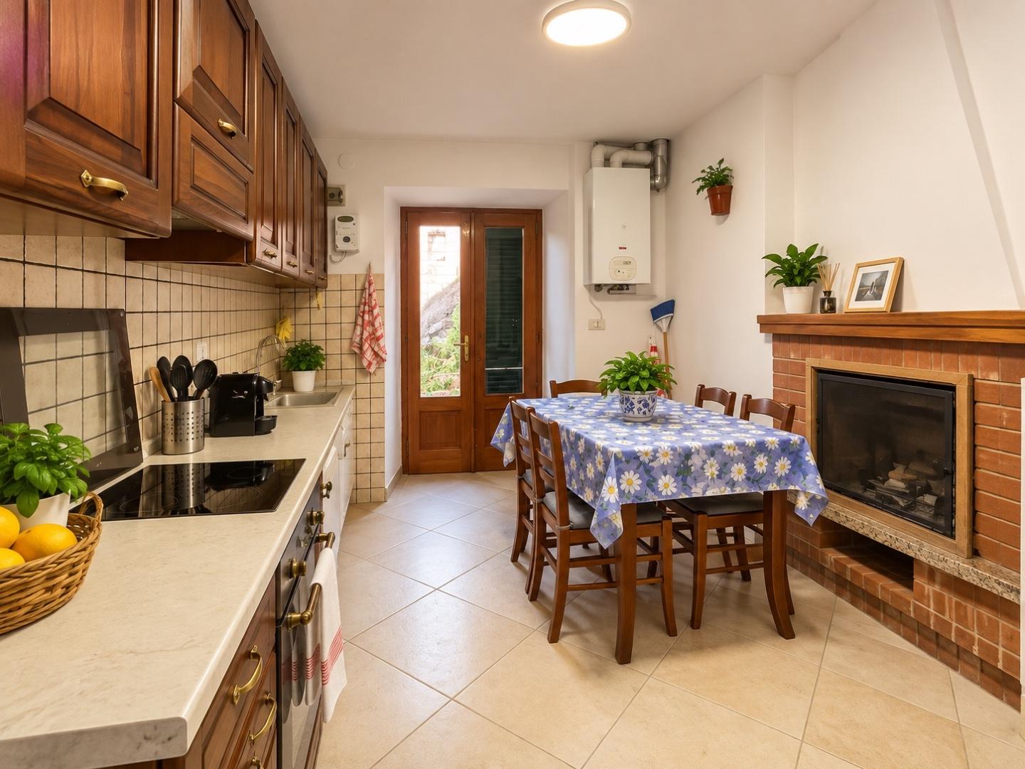 Casa indipendente in vendita, Fivizzano san terenzo