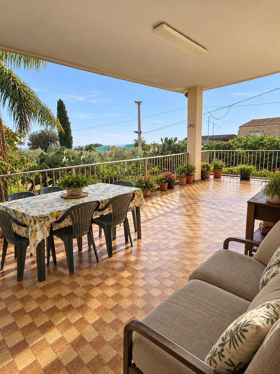 Casa indipendente con terrazzo, Ispica scorsone