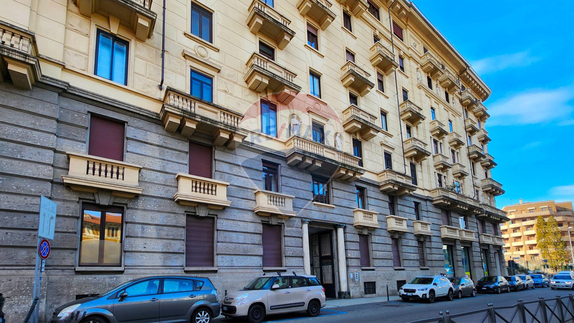 Appartamento con terrazzo, Novara centro