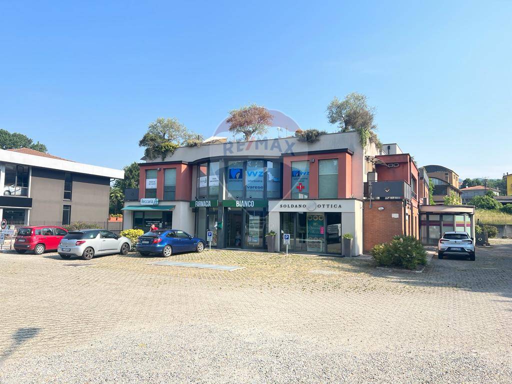 Ufficio in vendita a Varese, Calcinate del Pesce