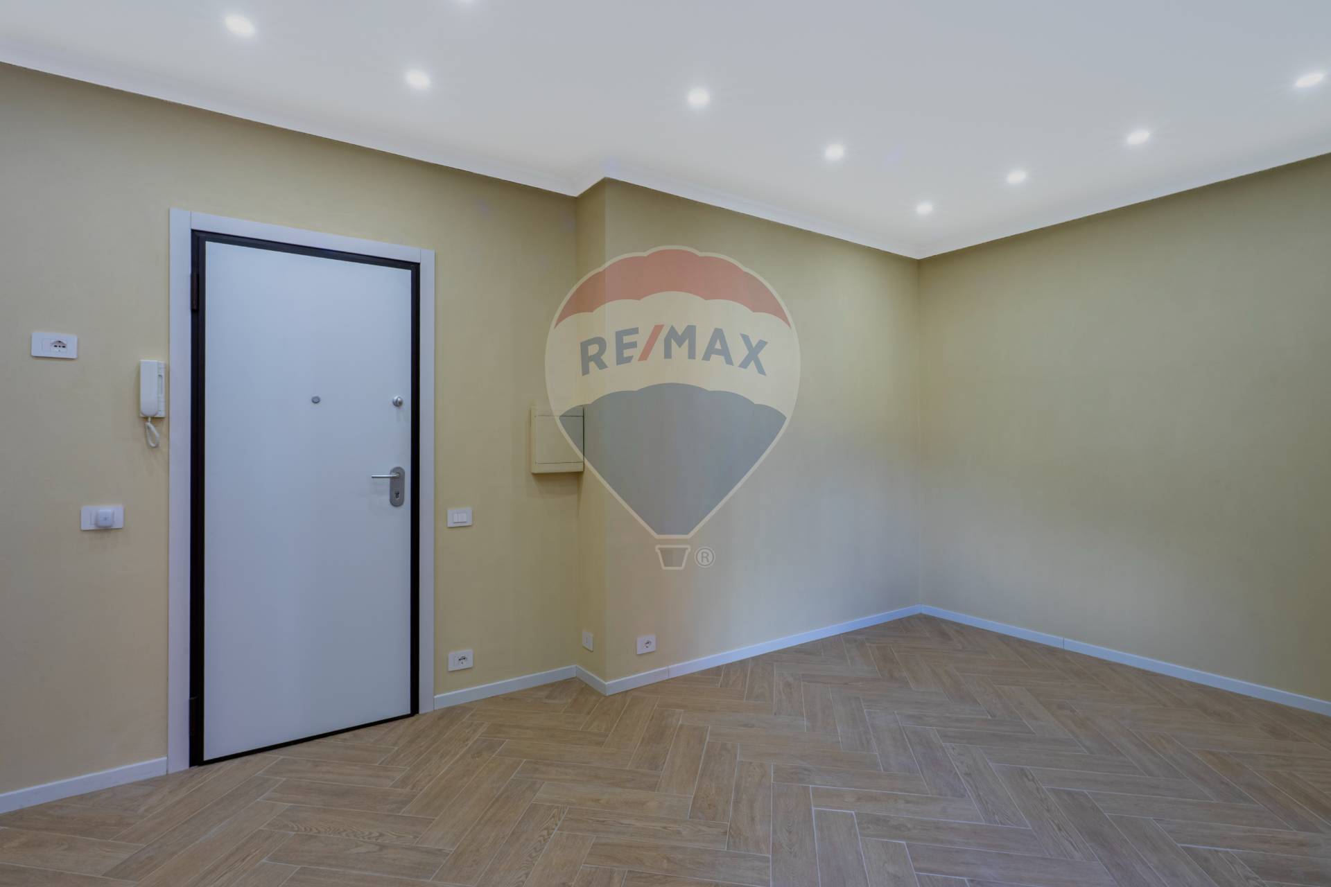 Loft/Open Space in vendita a Novara, Centro