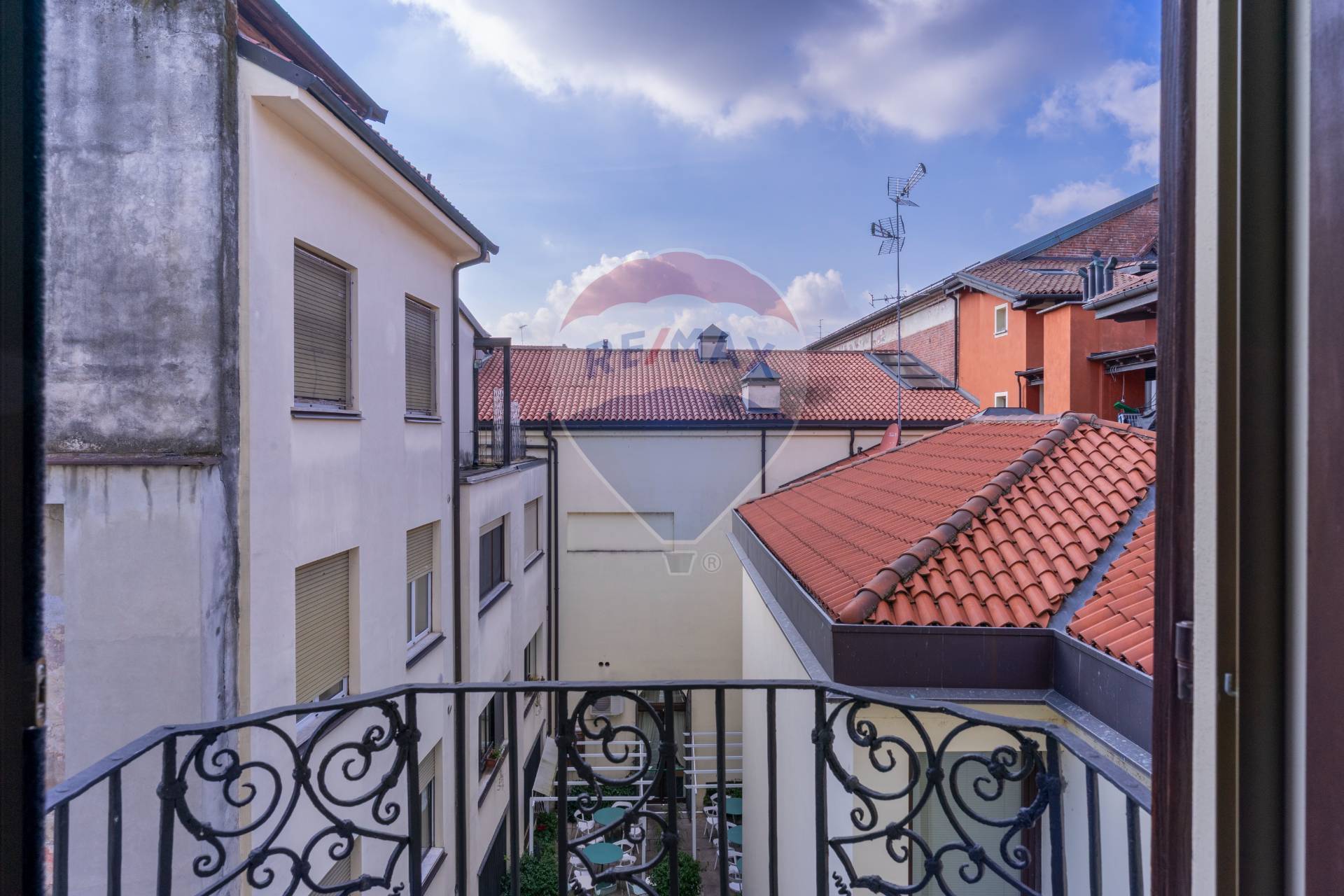 Appartamento in affitto a Novara, Centro