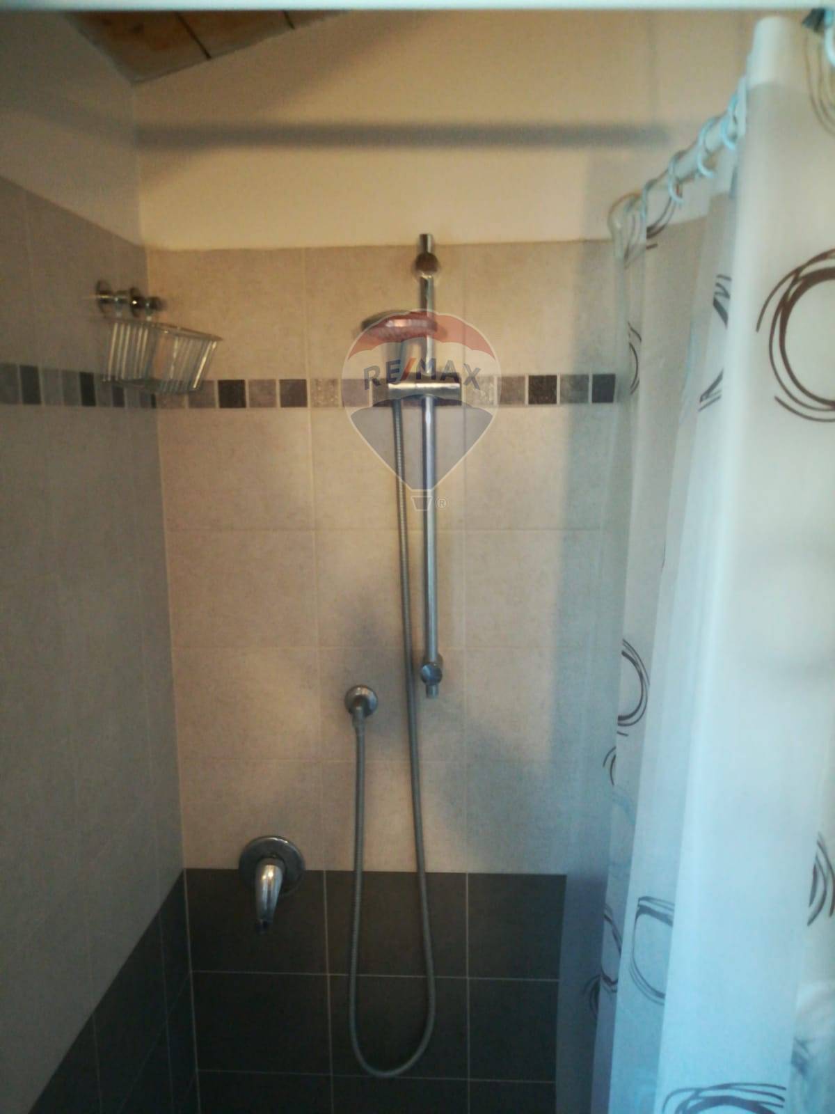 Appartamento in vendita a Gavirate, Groppello