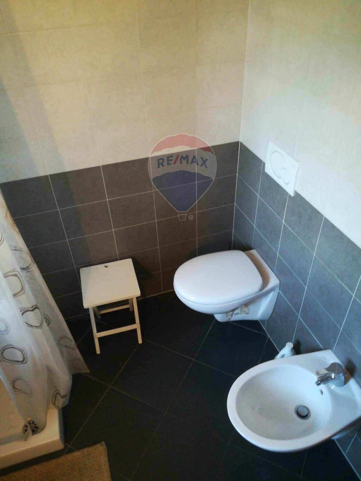 Appartamento in vendita a Gavirate, Groppello