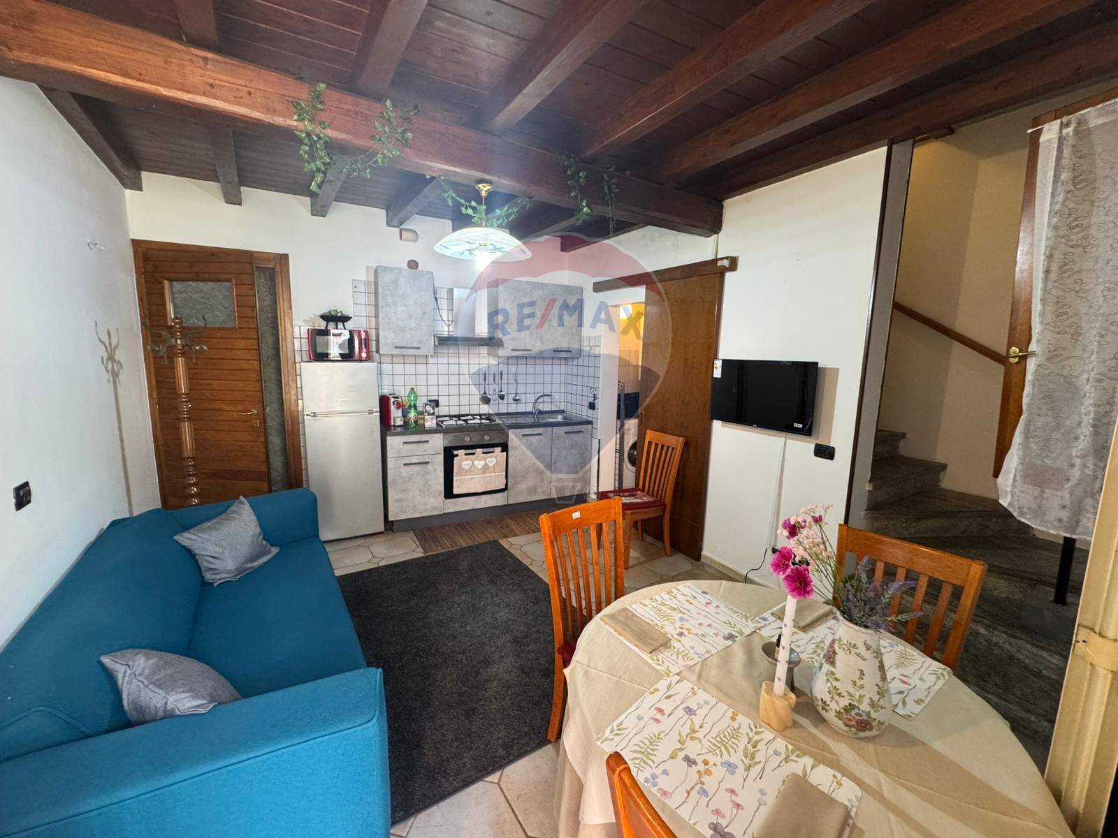 Casa Semindipendente in vendita a Gavirate, Groppello