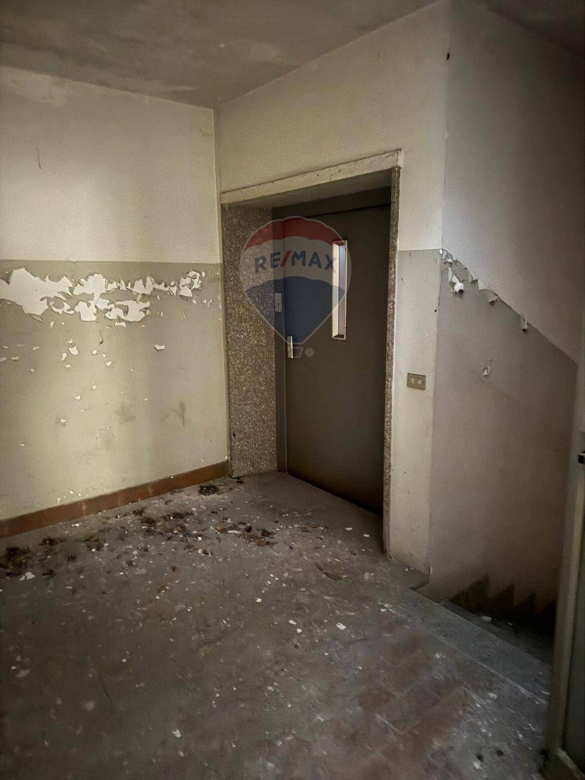 Locale Commerciale in affitto a Buscate