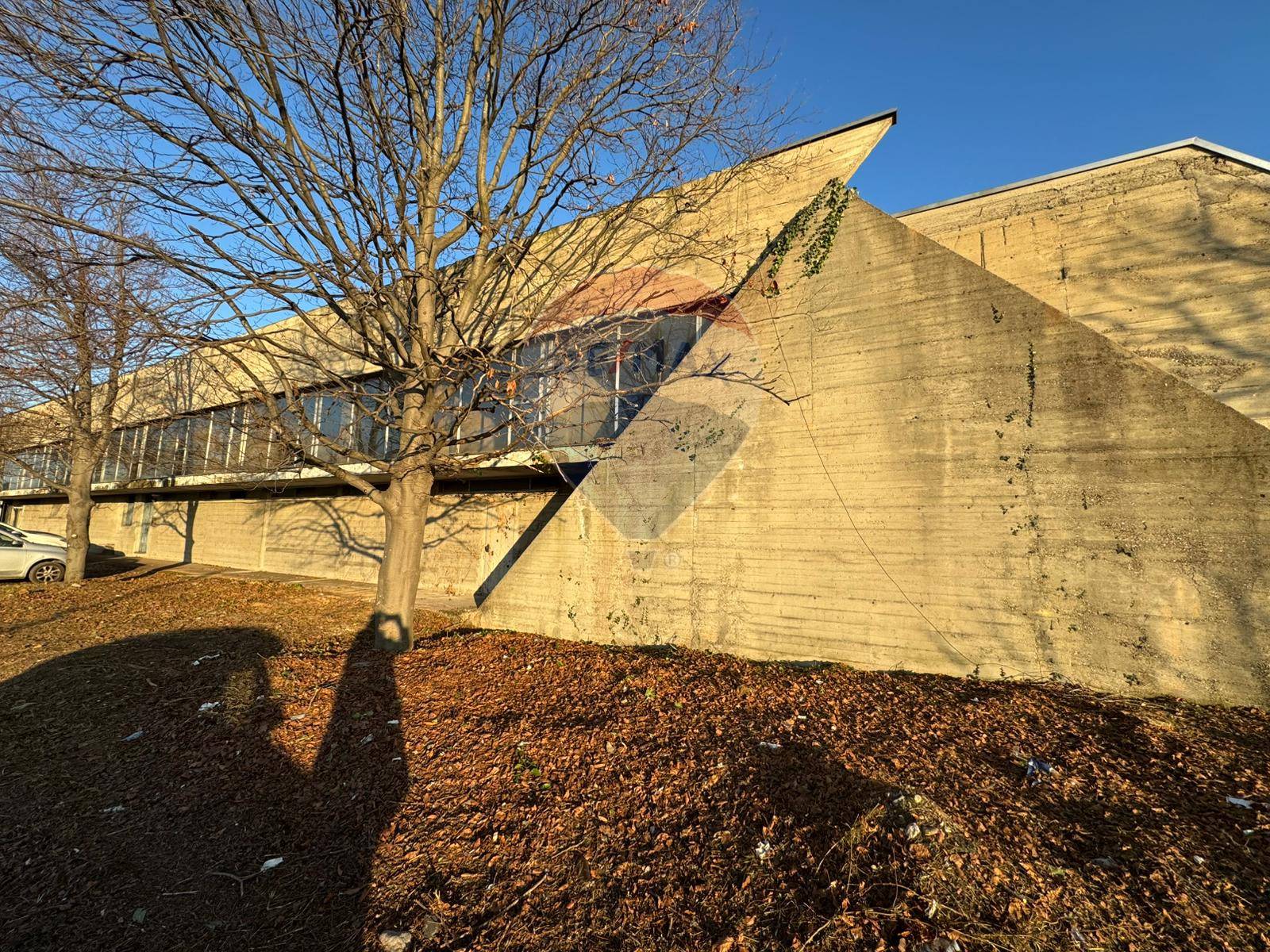 Locale Commerciale in affitto a Buscate