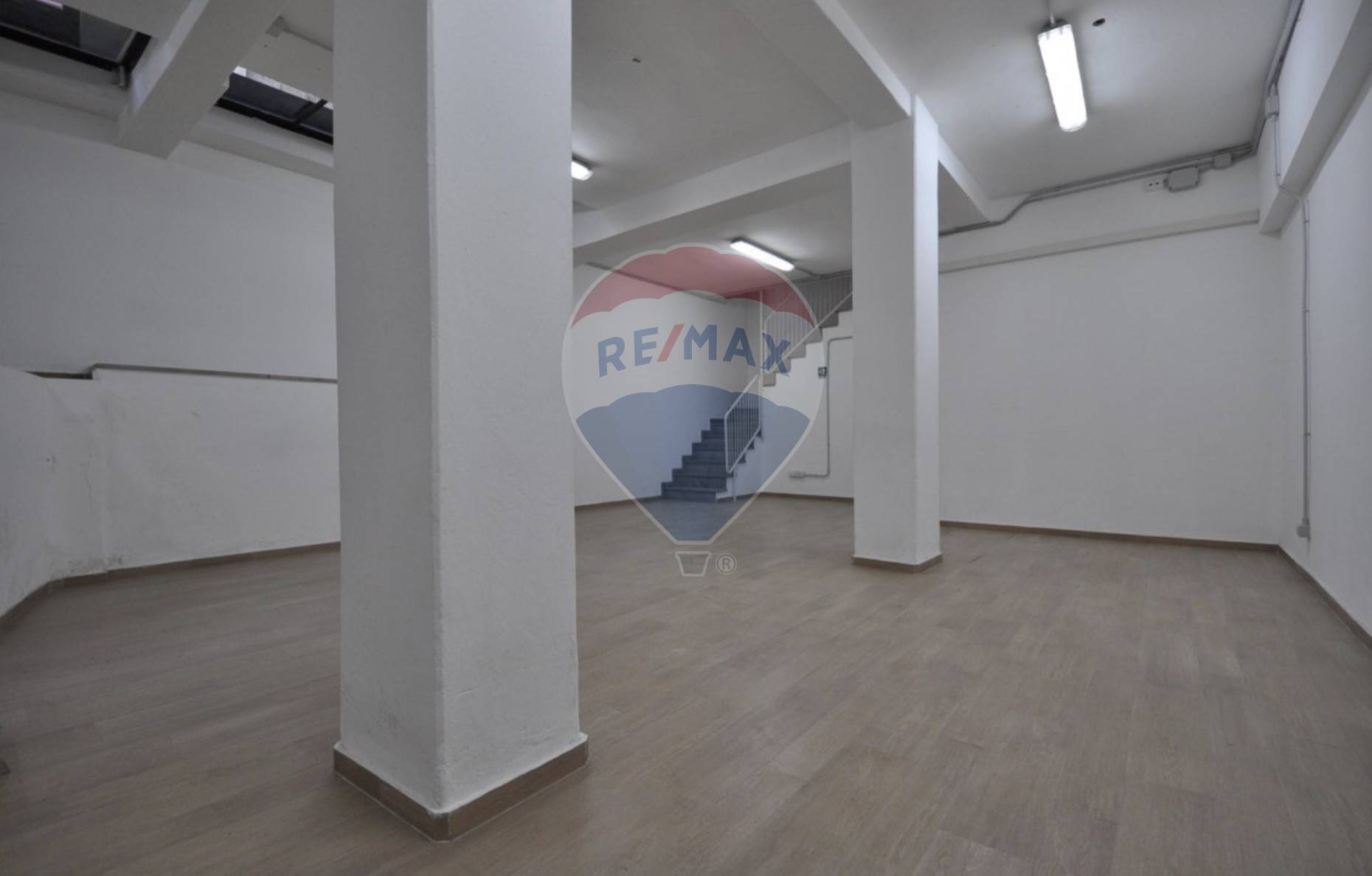 Negozio in affitto a Milano, Carrobio