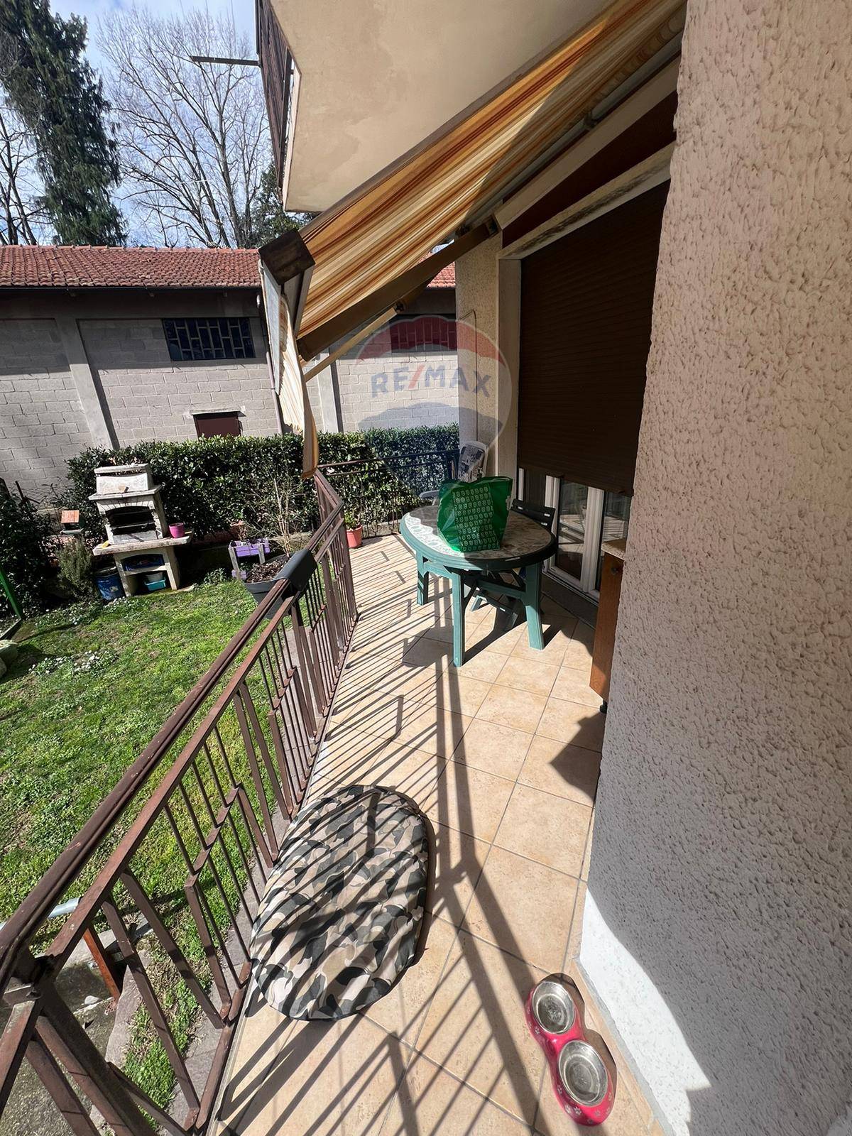 Villetta bifamiliare in vendita a Varese, Casbeno