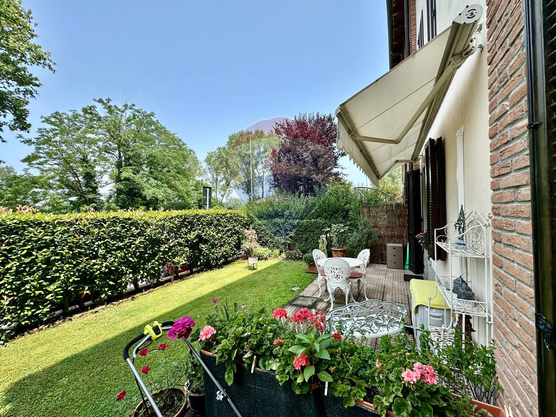 Appartamento in vendita a Peschiera Borromeo, Mezzate