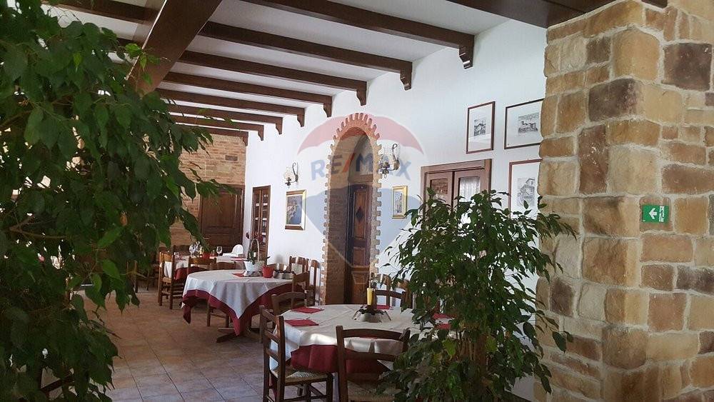 Attivit Commerciale in vendita a Leggiuno, Reno