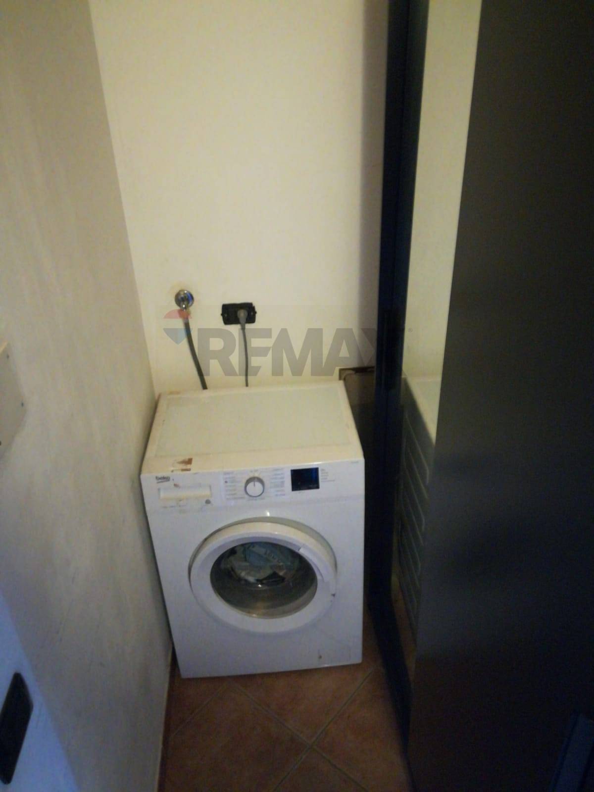 Appartamento in vendita a Gavirate, Groppello