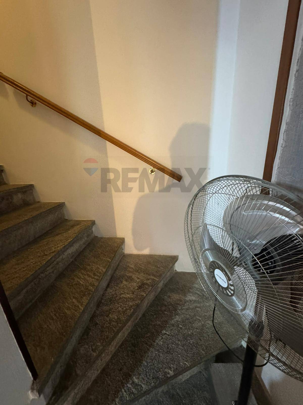 Casa Semindipendente in vendita a Gavirate, Groppello