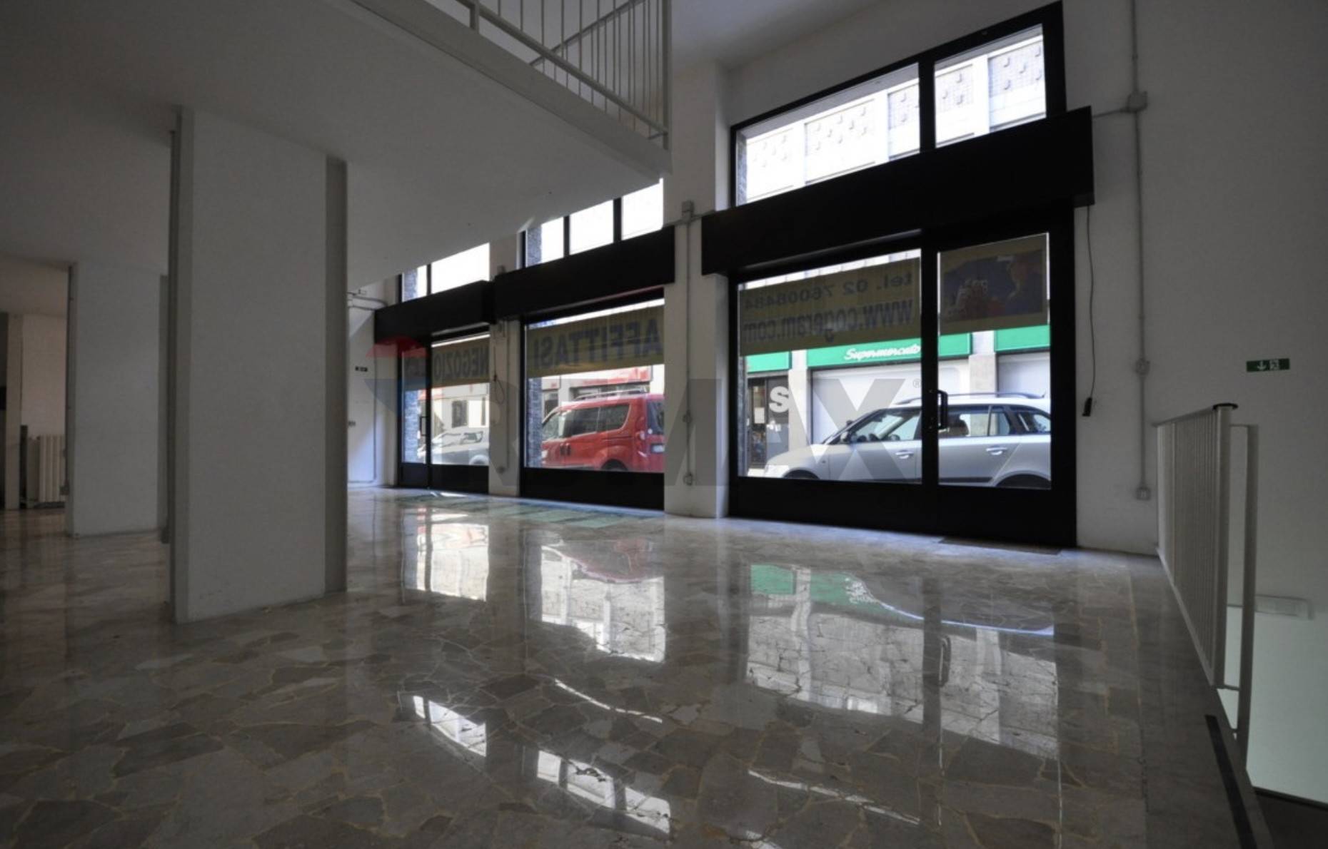 Negozio in affitto a Milano, Carrobio