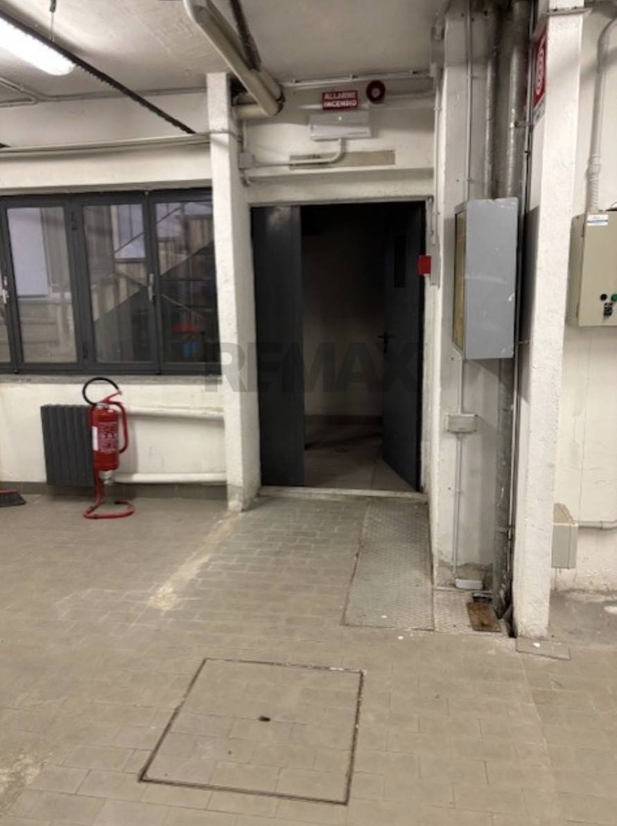 Magazzino in affitto a Milano, Centro Storico