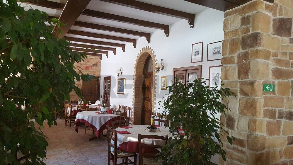 Attivit Commerciale in vendita a Leggiuno, Reno