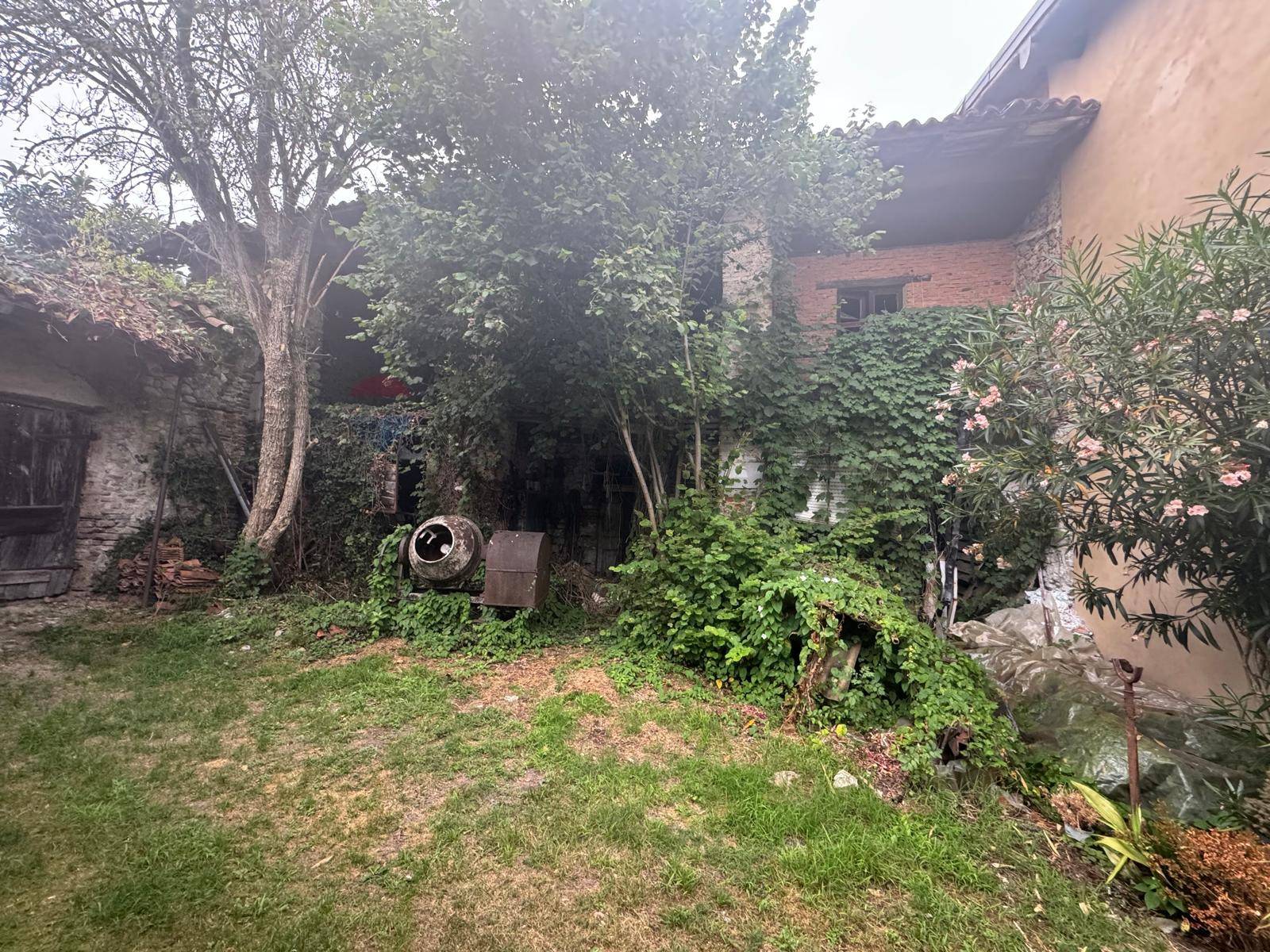 Rustico in vendita a Gavirate