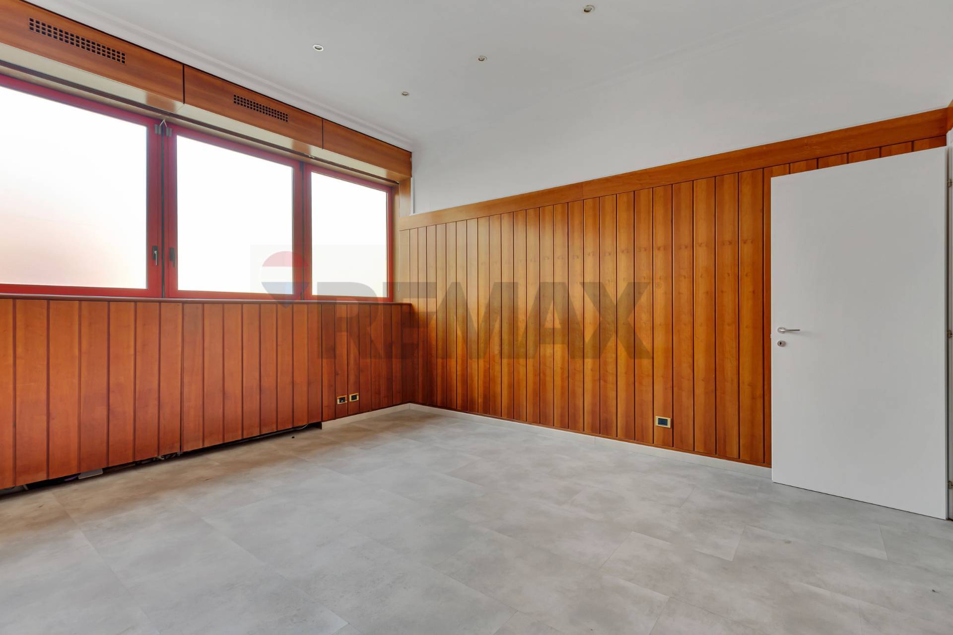 Ufficio in affitto a Milano, Certosa