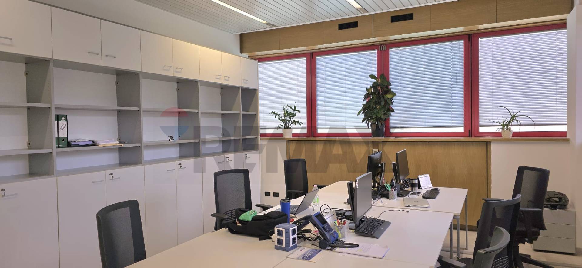 Ufficio in affitto a Milano, Certosa