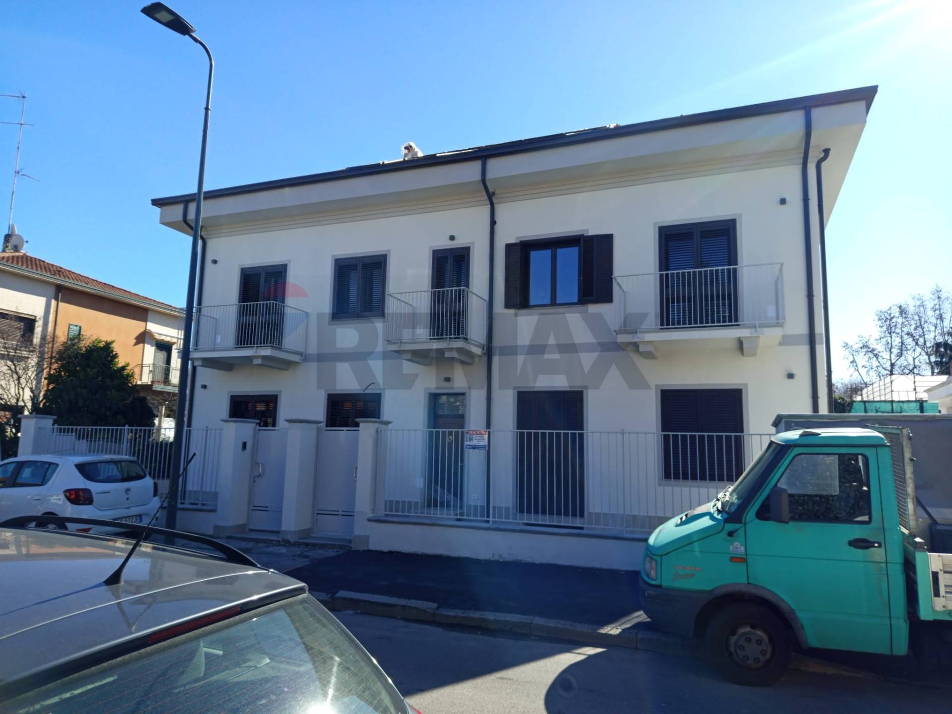 Appartamento in vendita a Milano, Lorenteggio