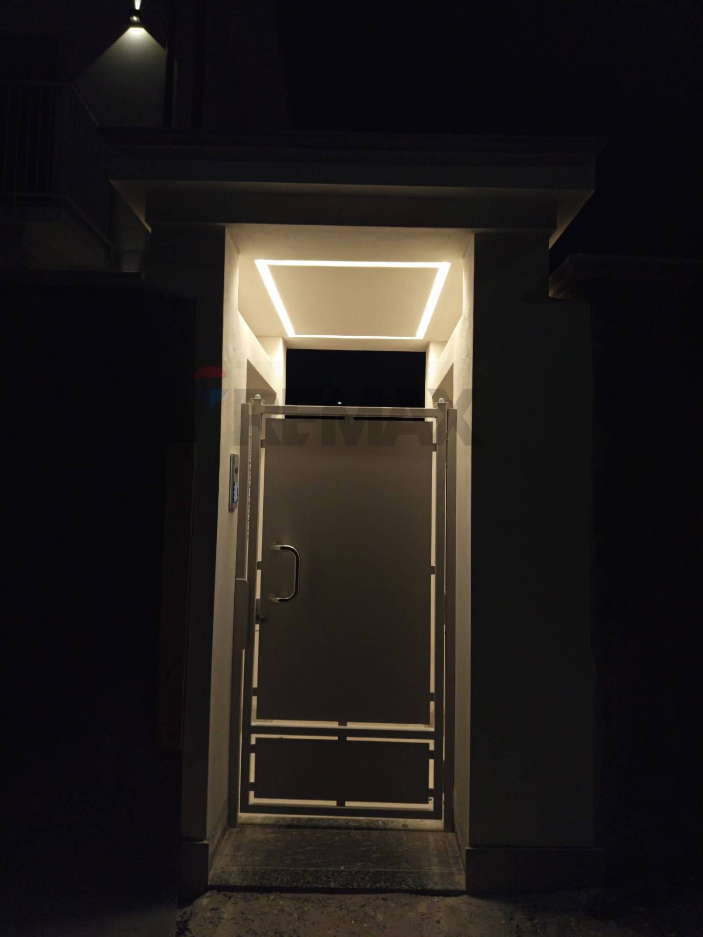 Appartamento in vendita a Milano, Lorenteggio