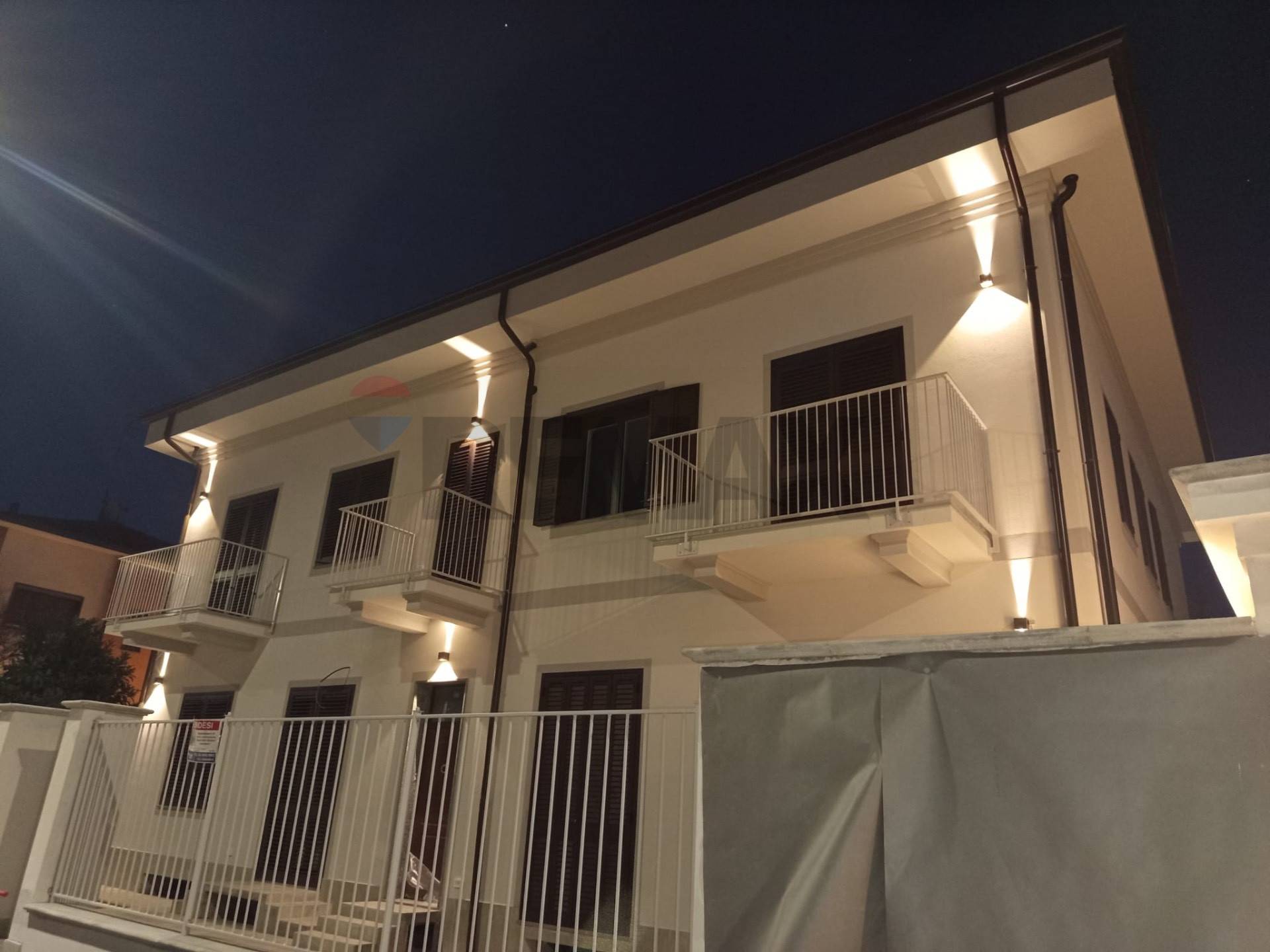 Appartamento in vendita a Milano, Lorenteggio