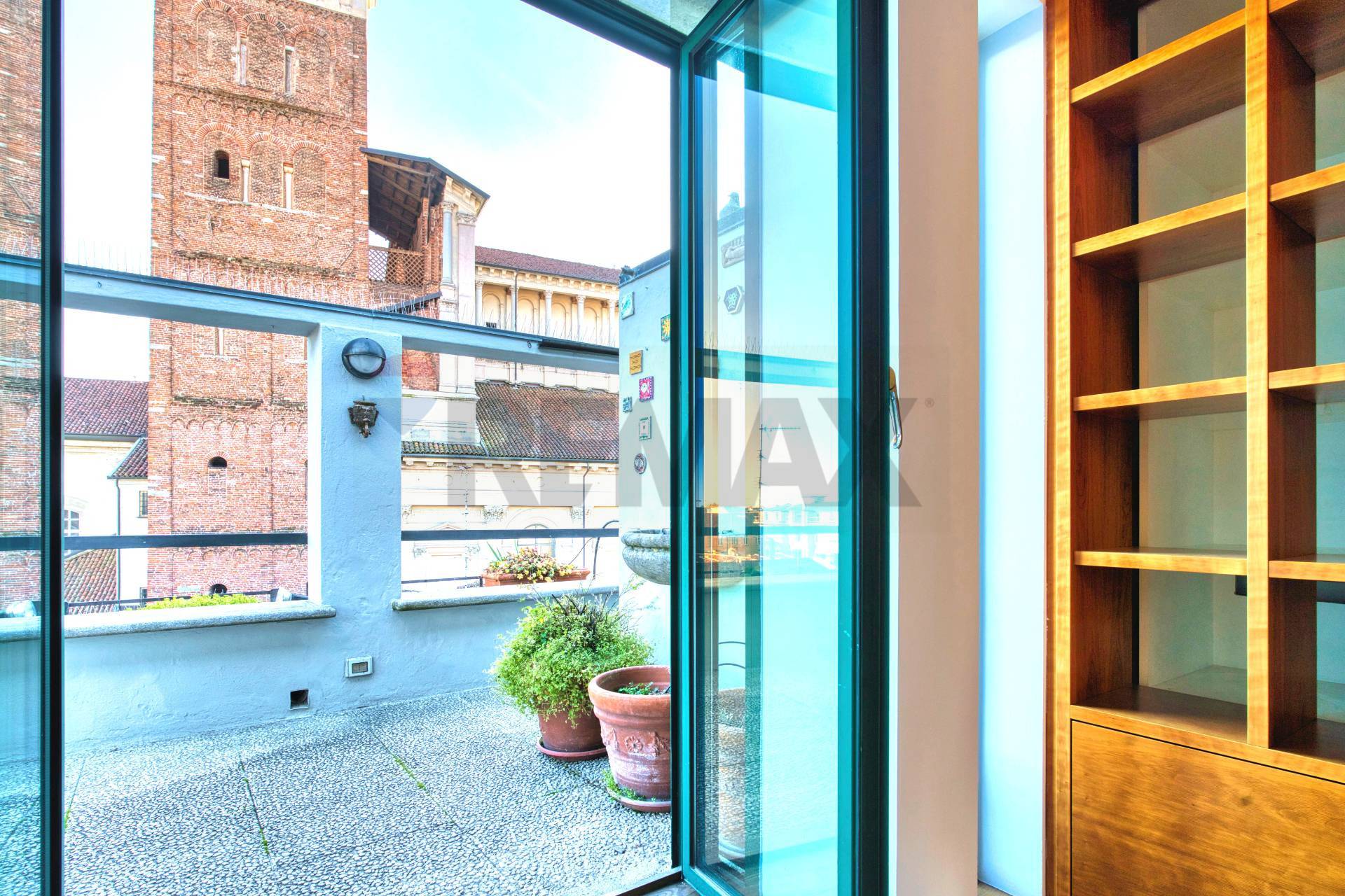 Attico/Mansarda in vendita a Novara, Centro