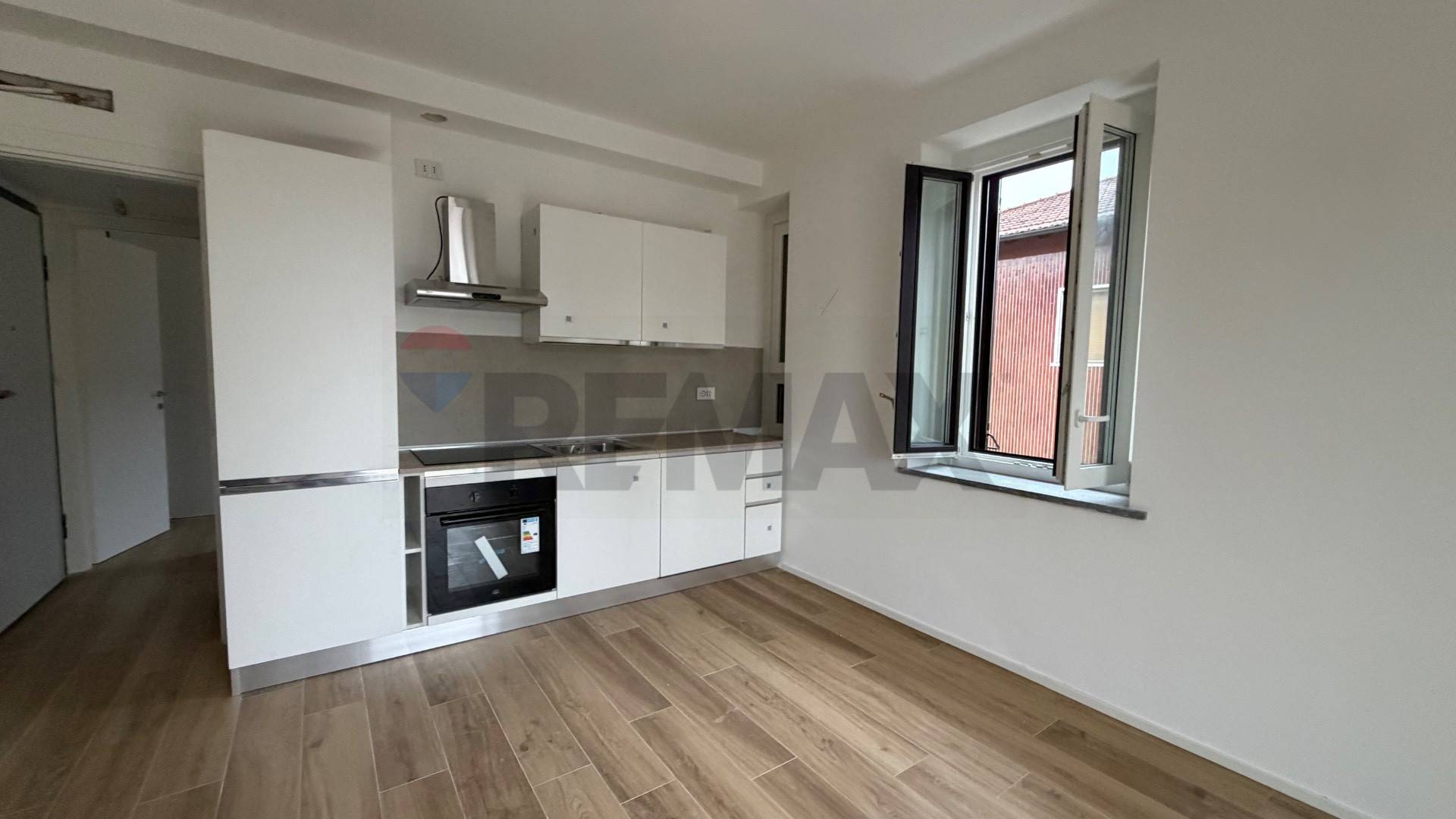 Appartamento in affitto a Milano, Lorenteggio