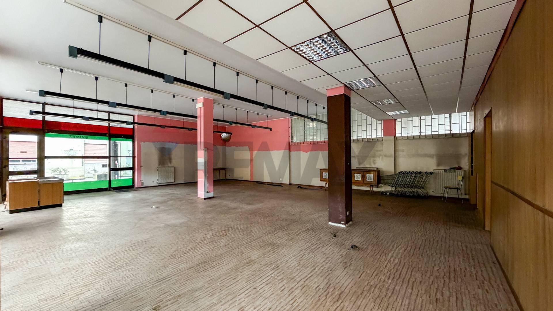 Negozio in vendita a Lonate Pozzolo