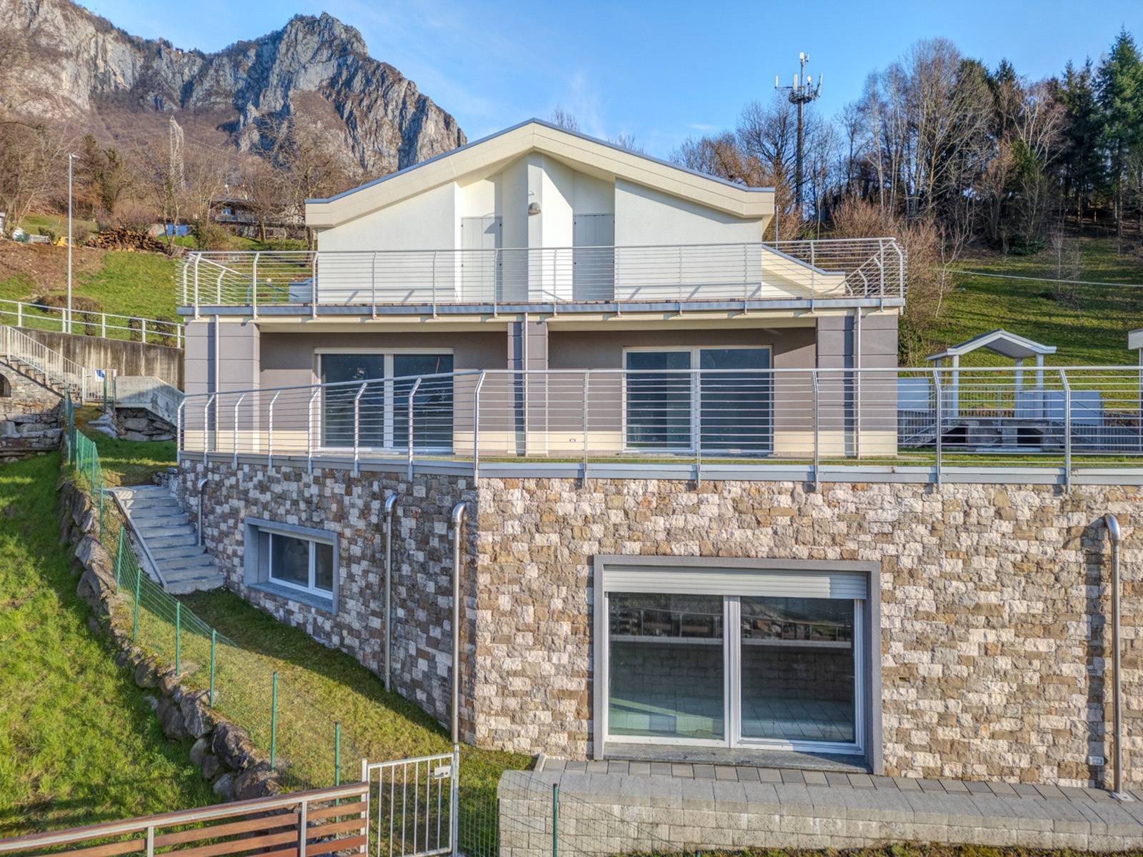 Villa in vendita a Lecco, Acquate