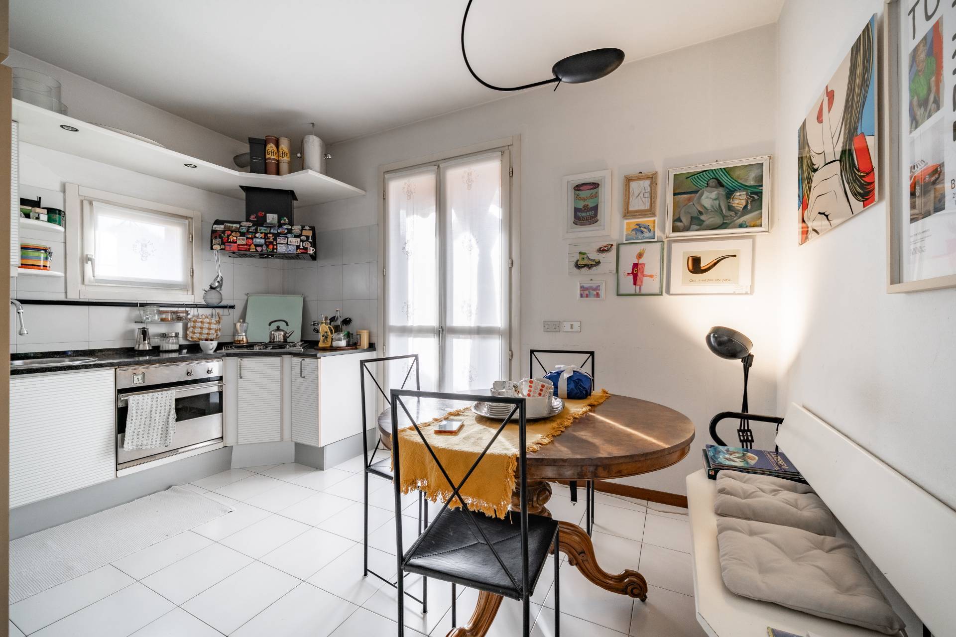 Appartamento in vendita a Valmadrera, San Dionigi