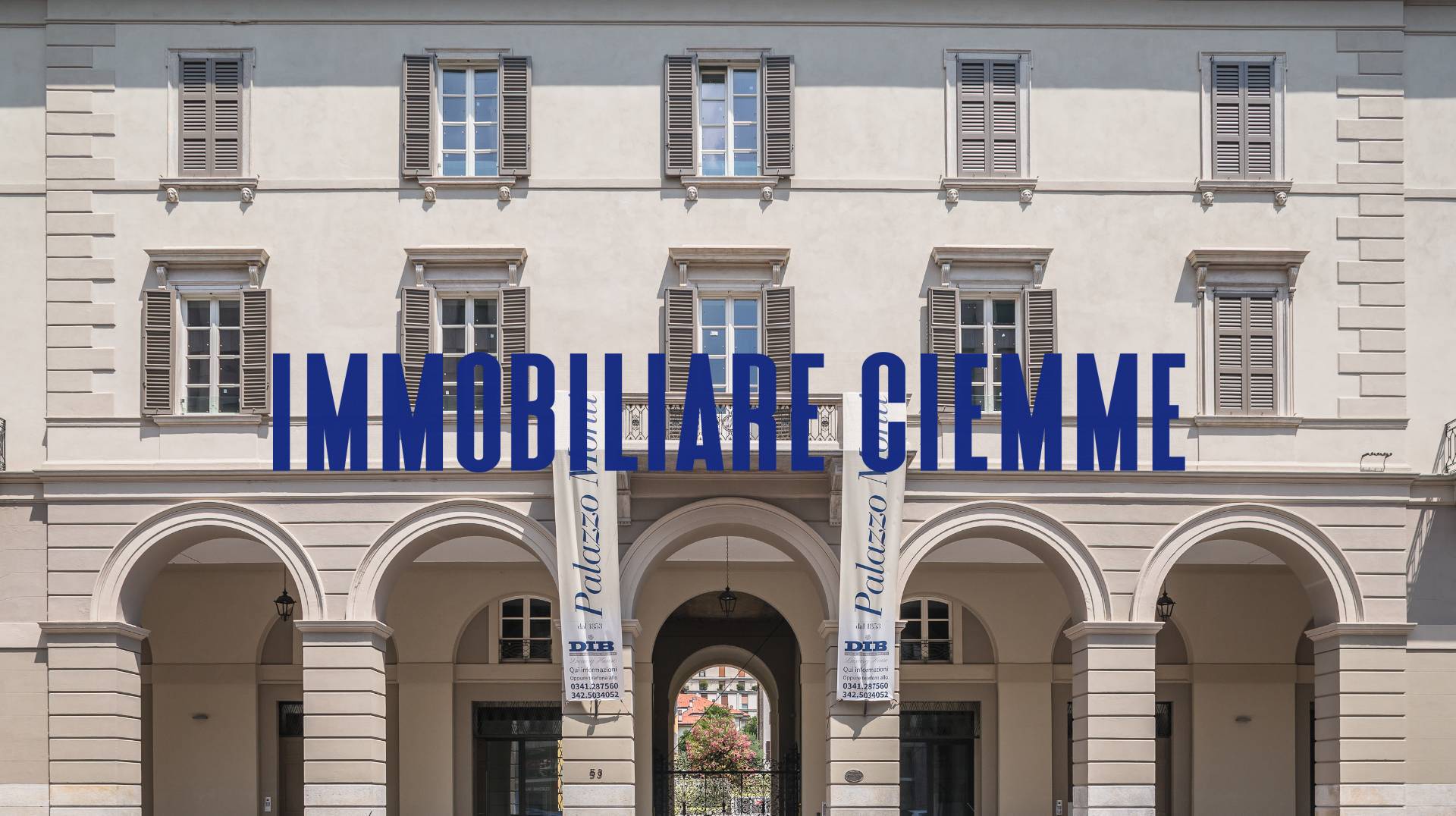 Locale commerciale in vendita a Lecco, Centro