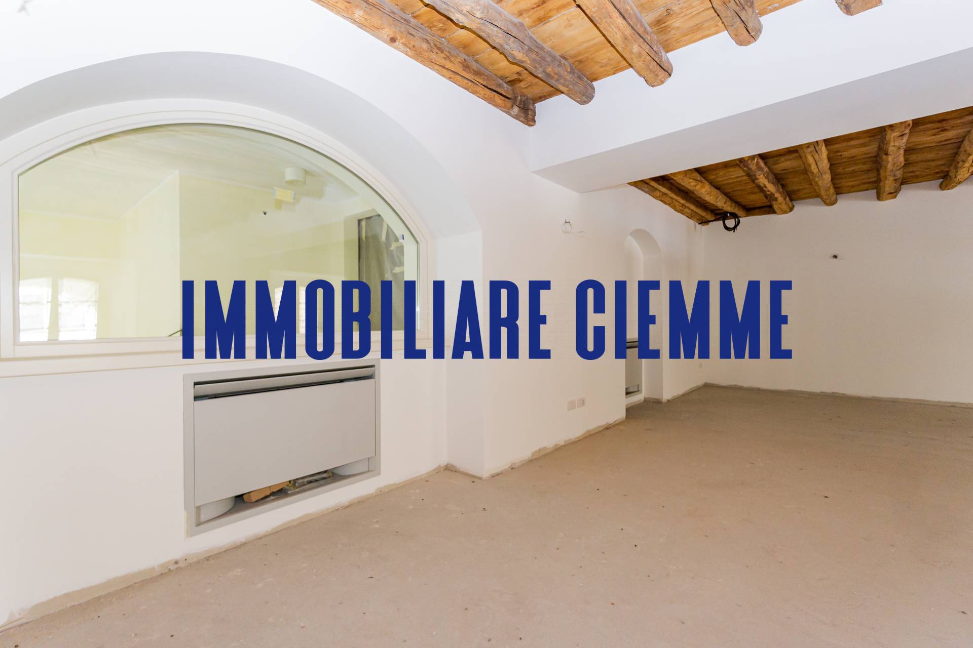 Studio/Ufficio in vendita a Lecco, Centro