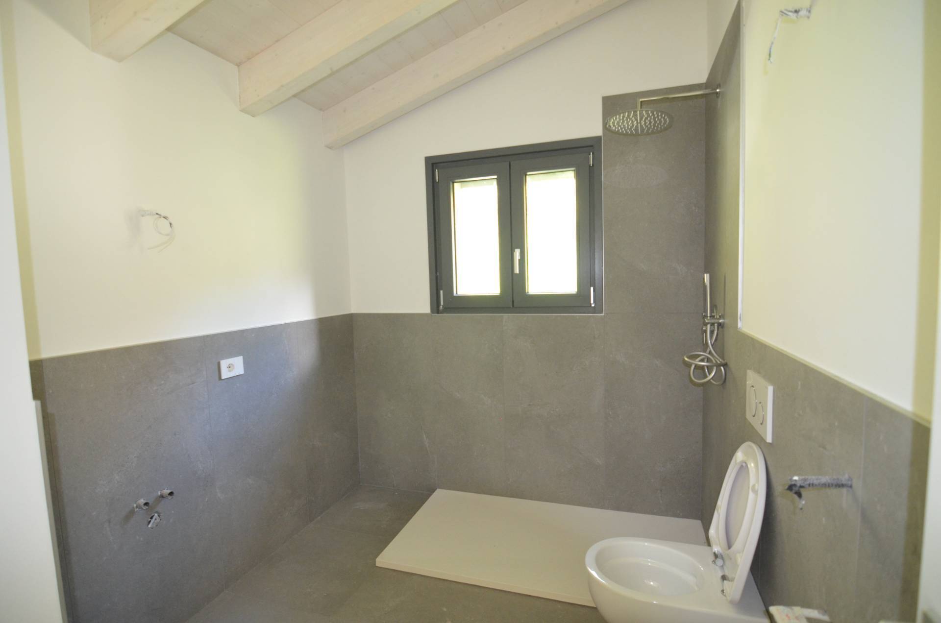 Appartamento in vendita a Lecco, Laorca