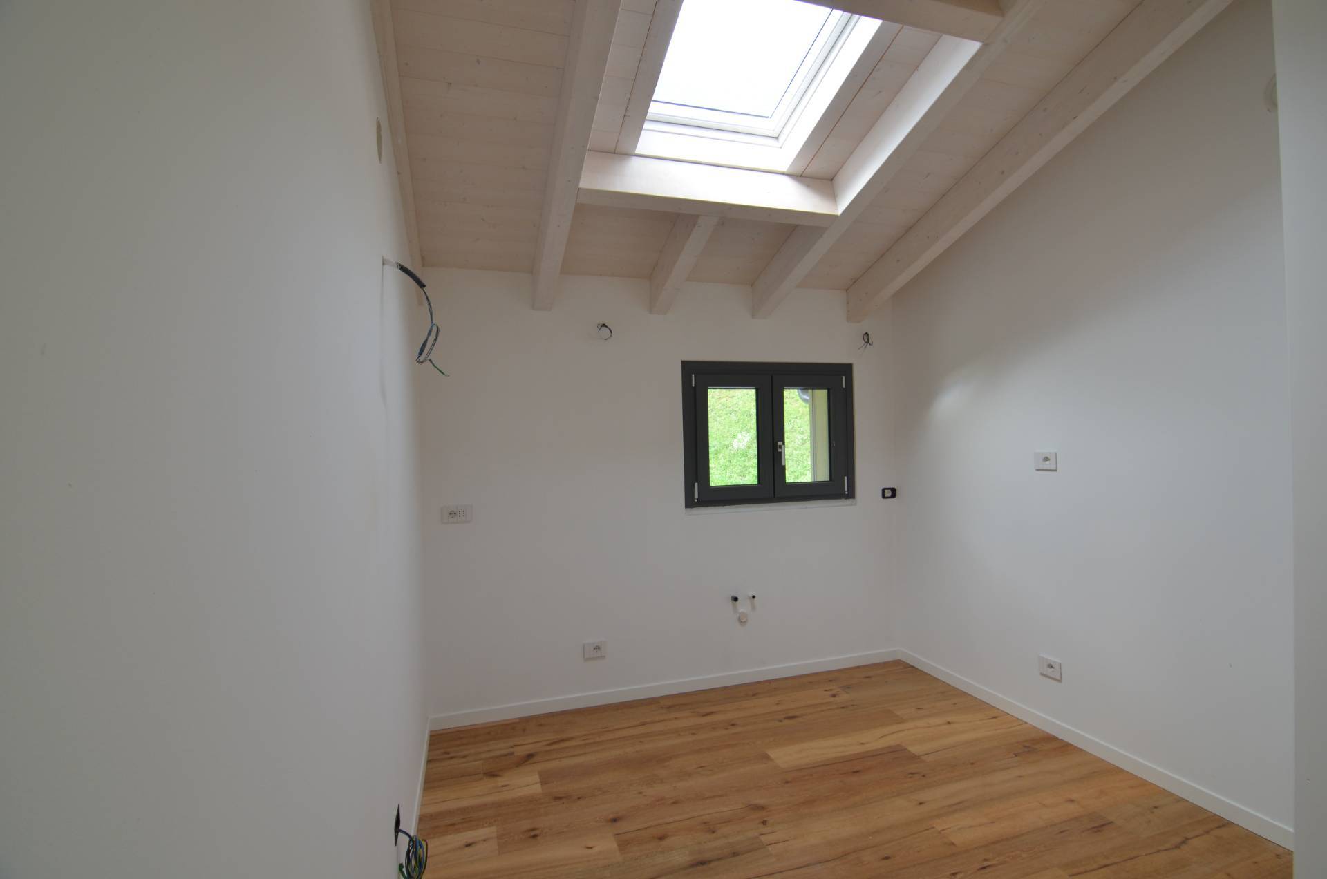 Appartamento in vendita a Lecco, Laorca