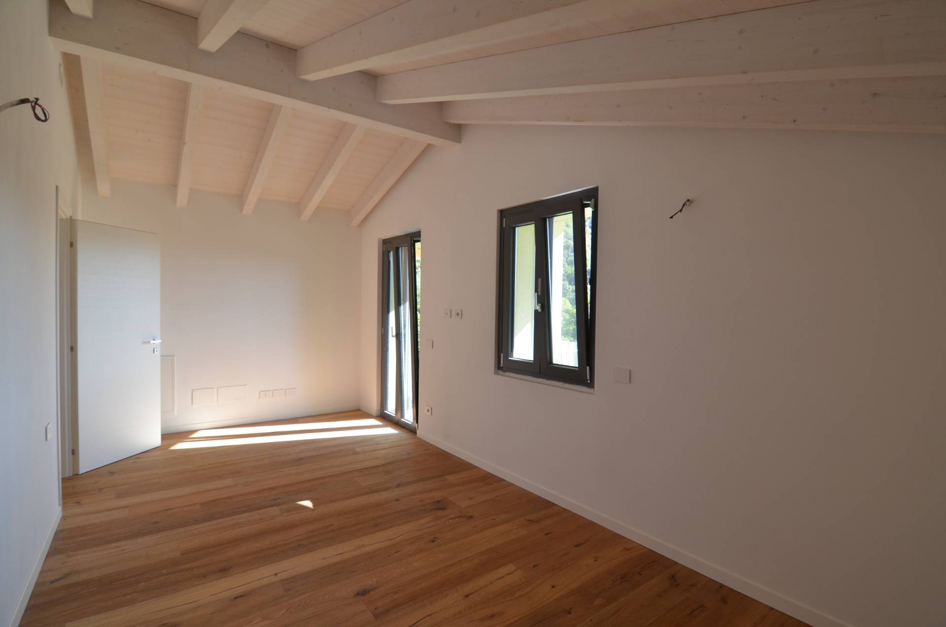 Appartamento in vendita a Lecco, Laorca