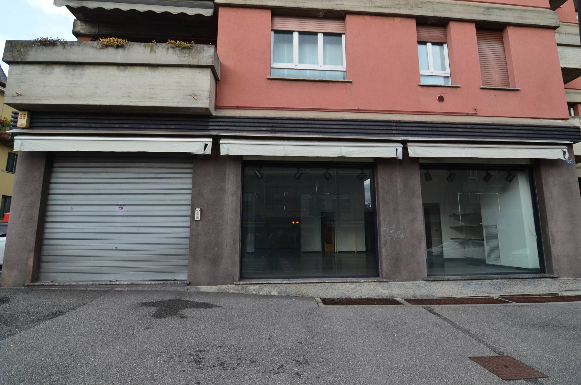 Locale commerciale in affitto a Lecco, S. Giovanni