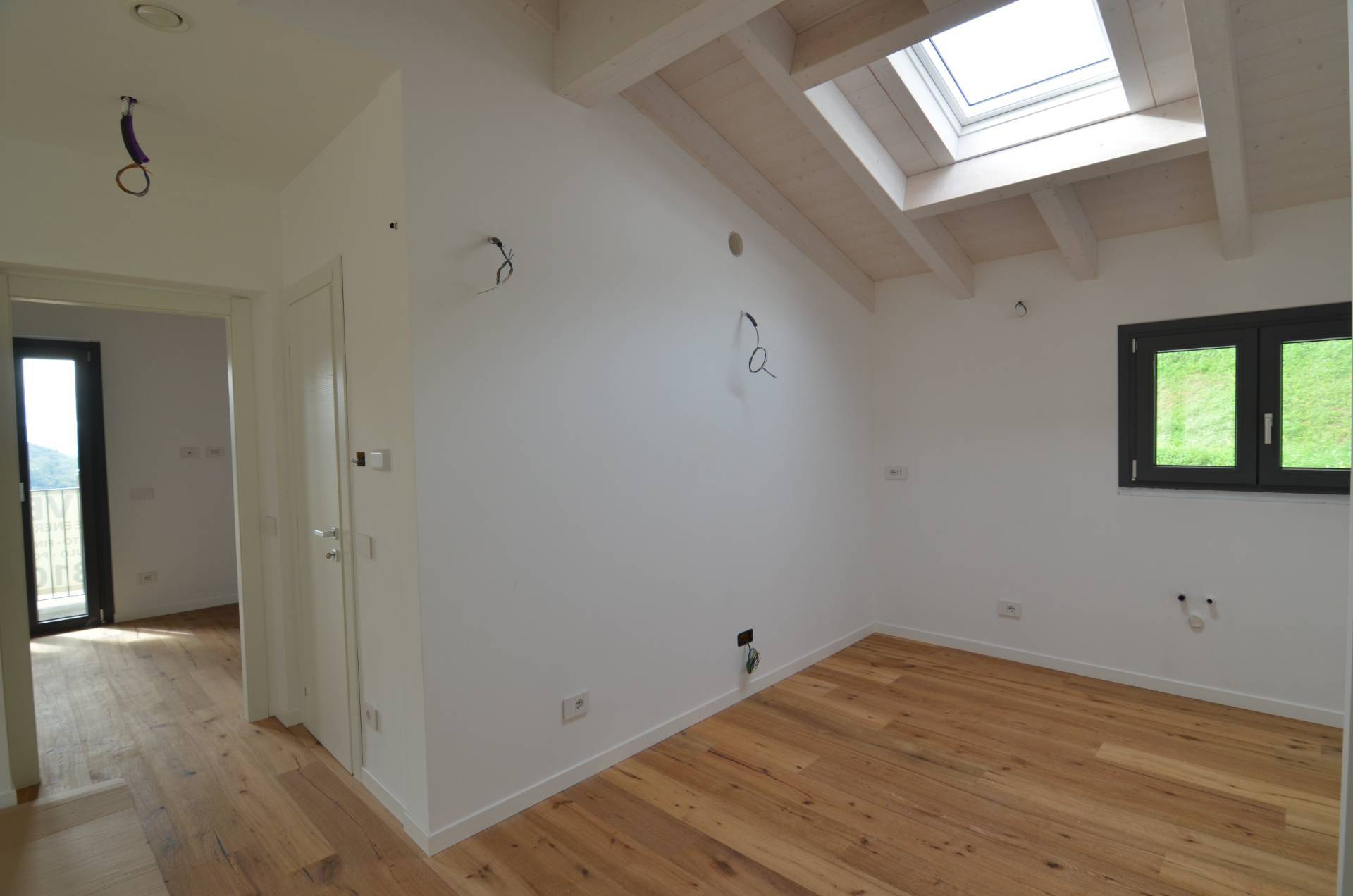 Appartamento in vendita a Lecco, Laorca