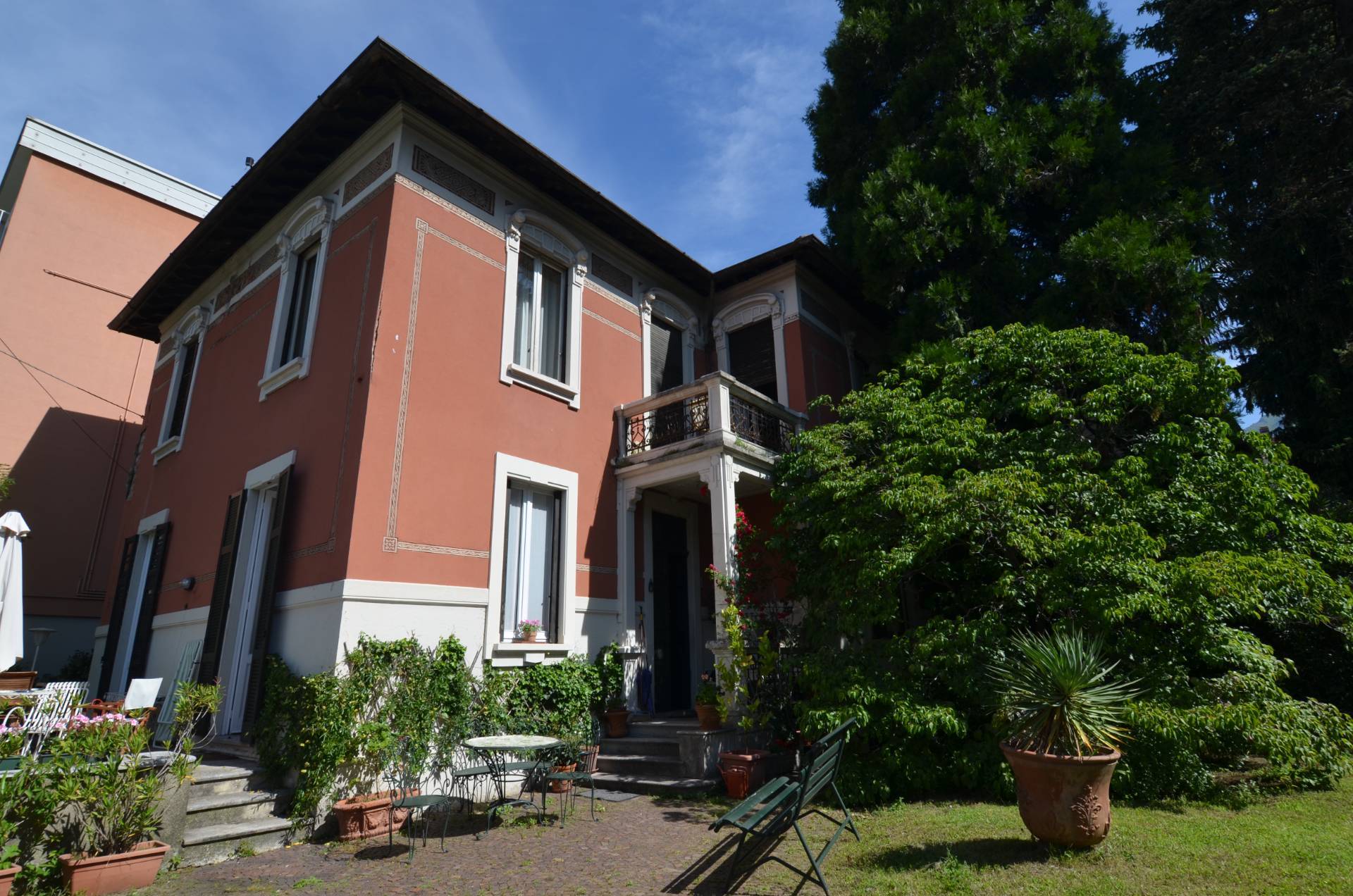 Villa in vendita a Lecco, Olate